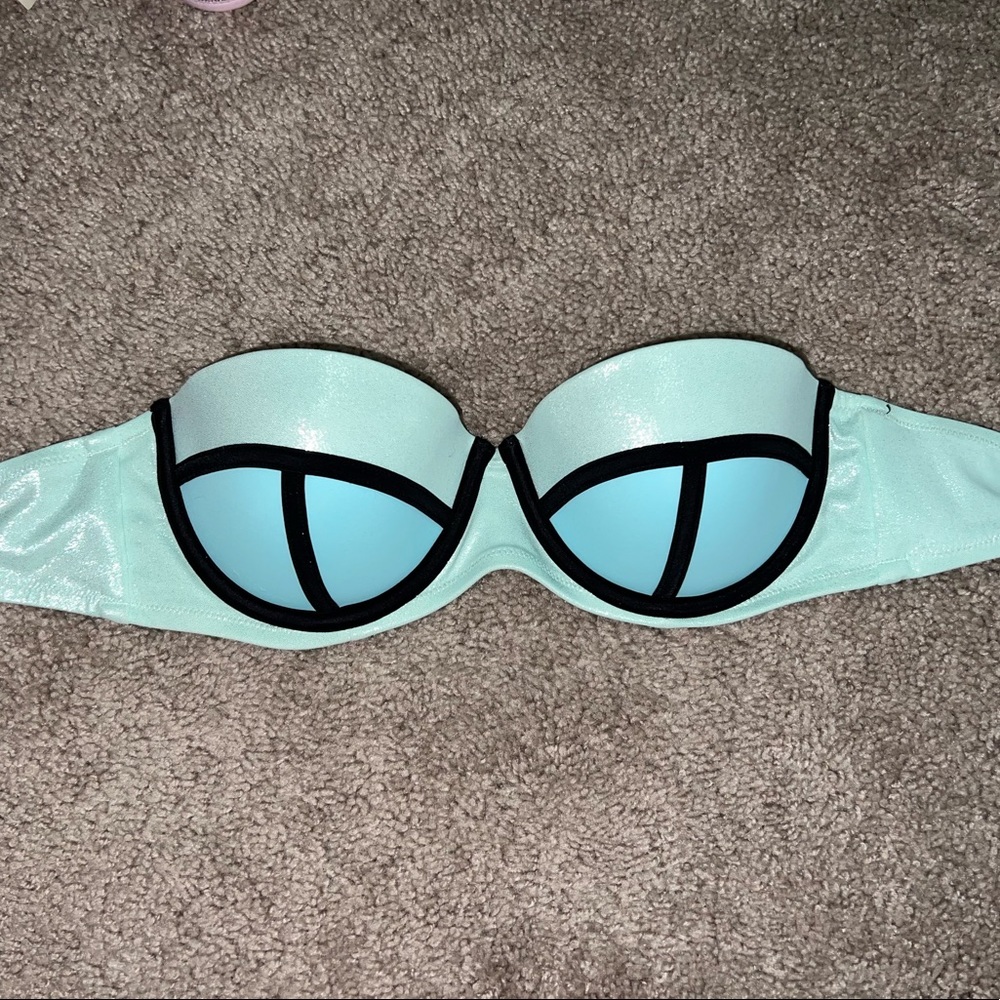 Victoria secret bathing suit / bikini top! Size 34C